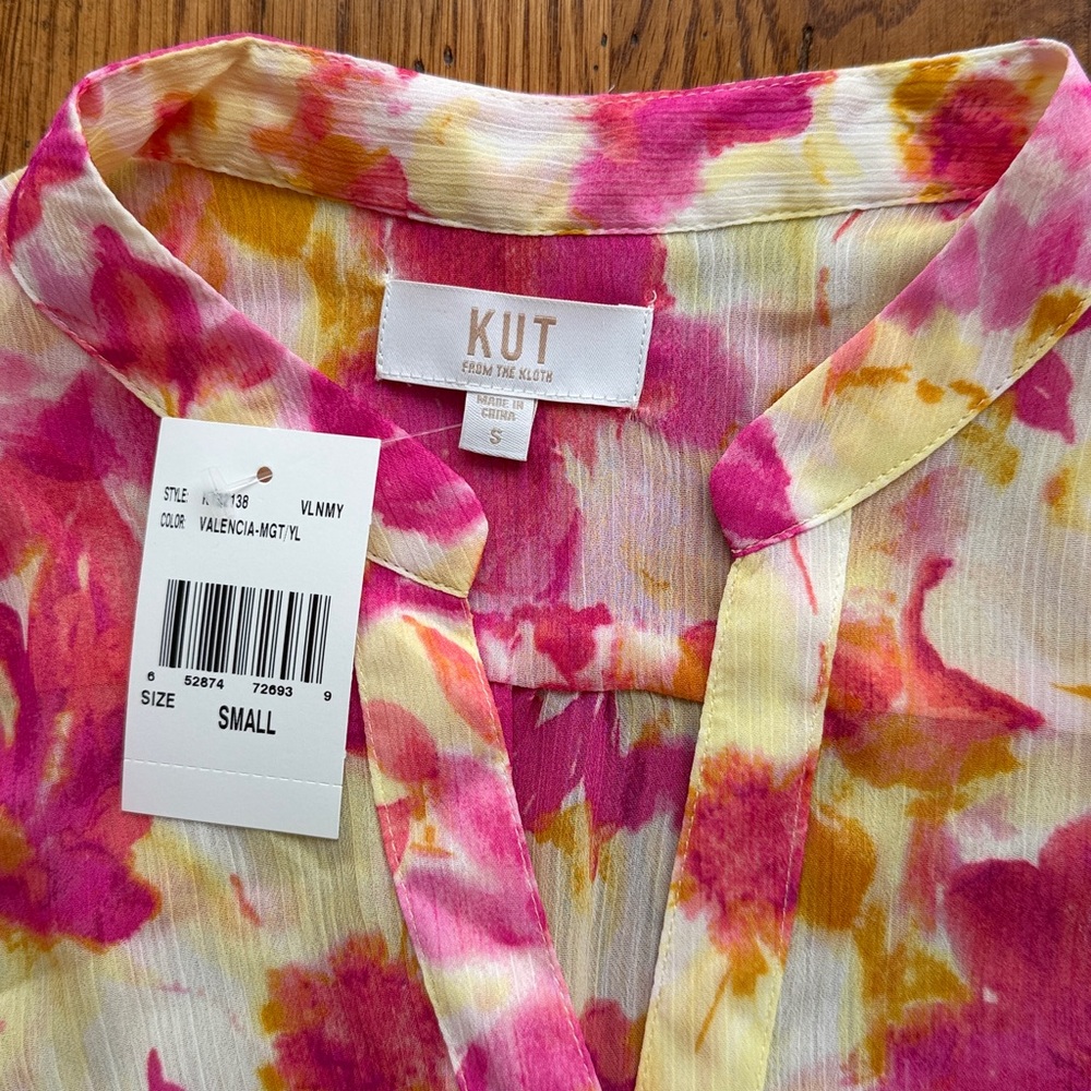 Kut from Kloth Floral Blouse - Picture 8 of 8
